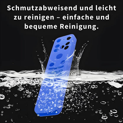 Blaue Silikonhülle für LG MR25GA Fernbedienung. Zeigt die wasserfeste und schmutzabweisende Eigenschaft der Schutzhülle bei der Reinigung.